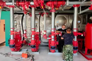 Rubber-expansion-joint-installation-site-mobile
