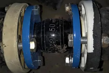 Rubber-expansion-joints-keep-pipes-quiet-mobile
